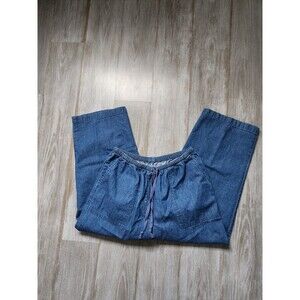 L.L. Bean. Classic Fit High Rise Blue Denim Capris Straight Leg Drawstring Sz M